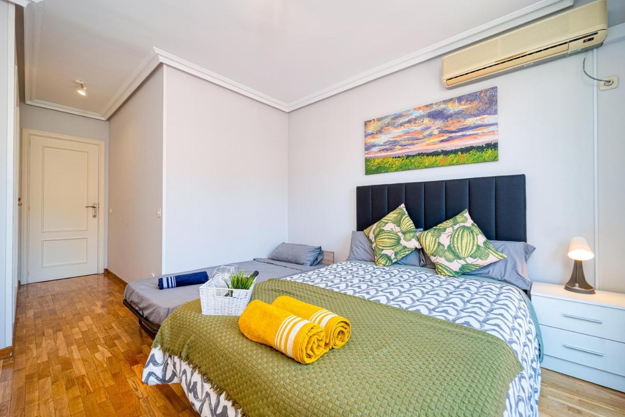L Casa Cafe El Plantio Calle Segundo Anca 11 28023 Guest house Madrid